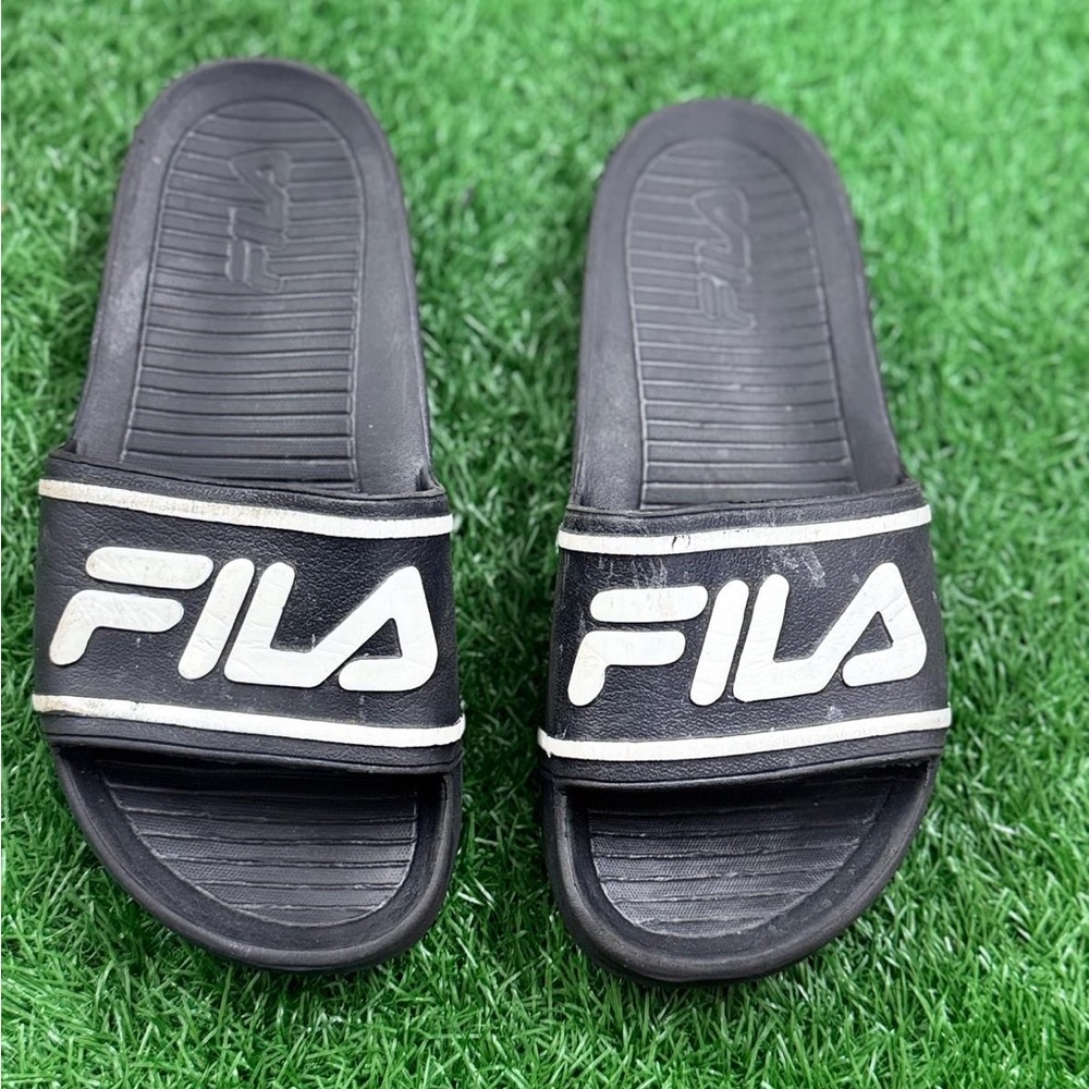 Fila Women’s Black Slides with White Logo Size 6